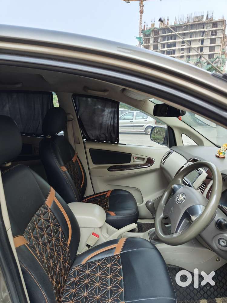 Toyota Innova 2.5 Gx 7 Seater Bs Iv, 2014, Diesel