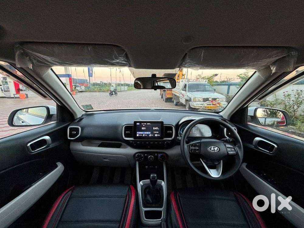 Hyundai Venue S 1.2 Petrol, 2023, Petrol