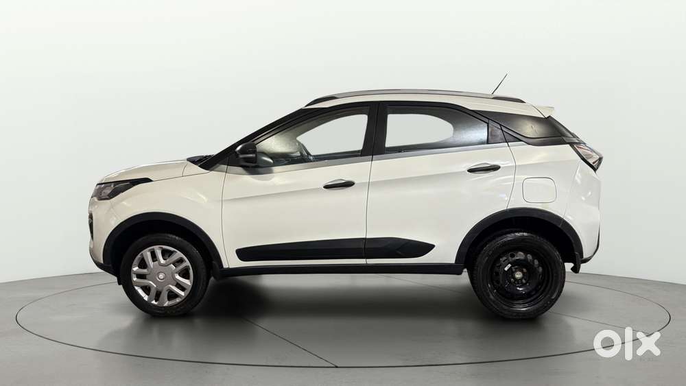 Tata Nexon 1.2 Revotron Xm, 2020, Petrol