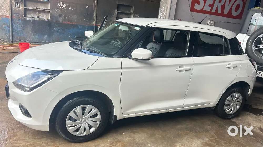 Maruti Suzuki Swift Vxi Cng 12/2025