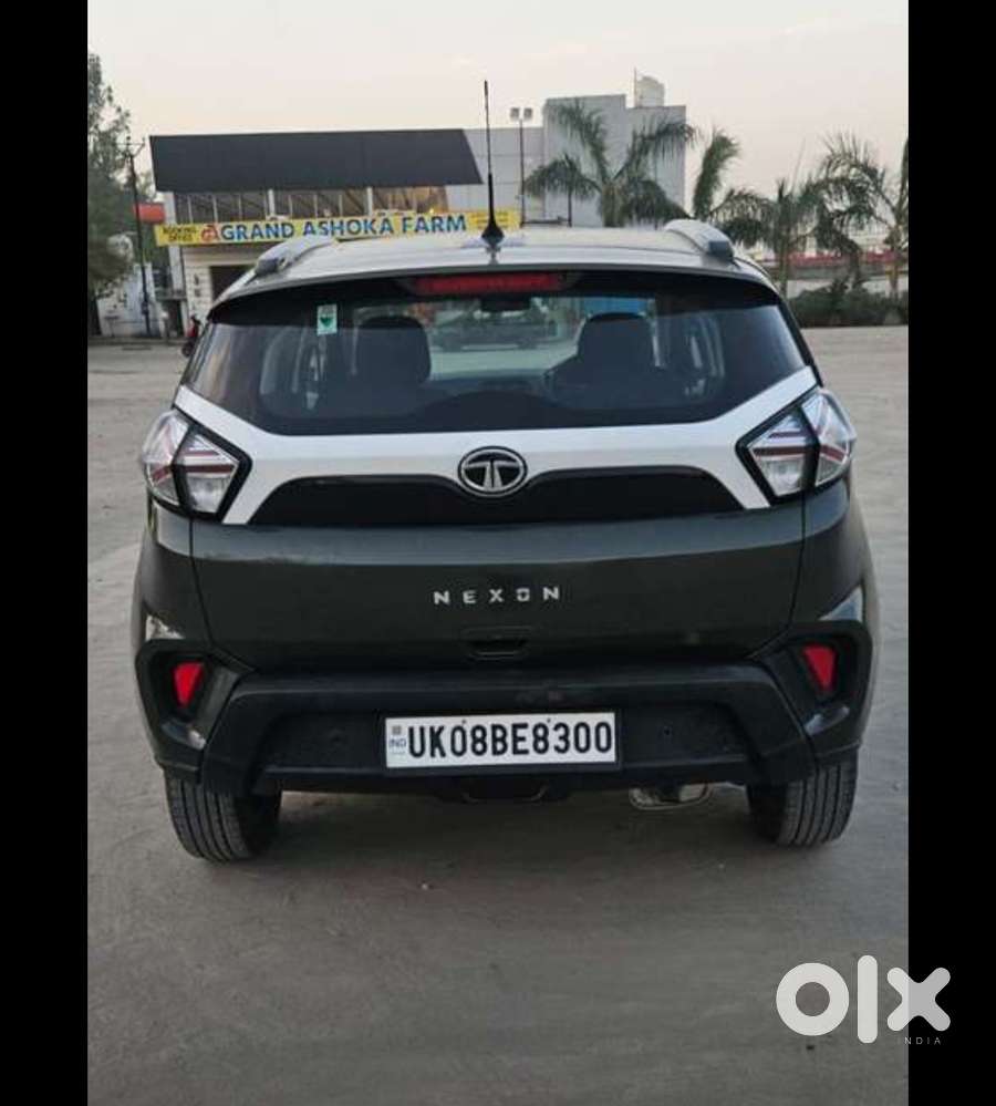 Tata Nexon 1.2 Revotron Xm (s), 2023, Petrol