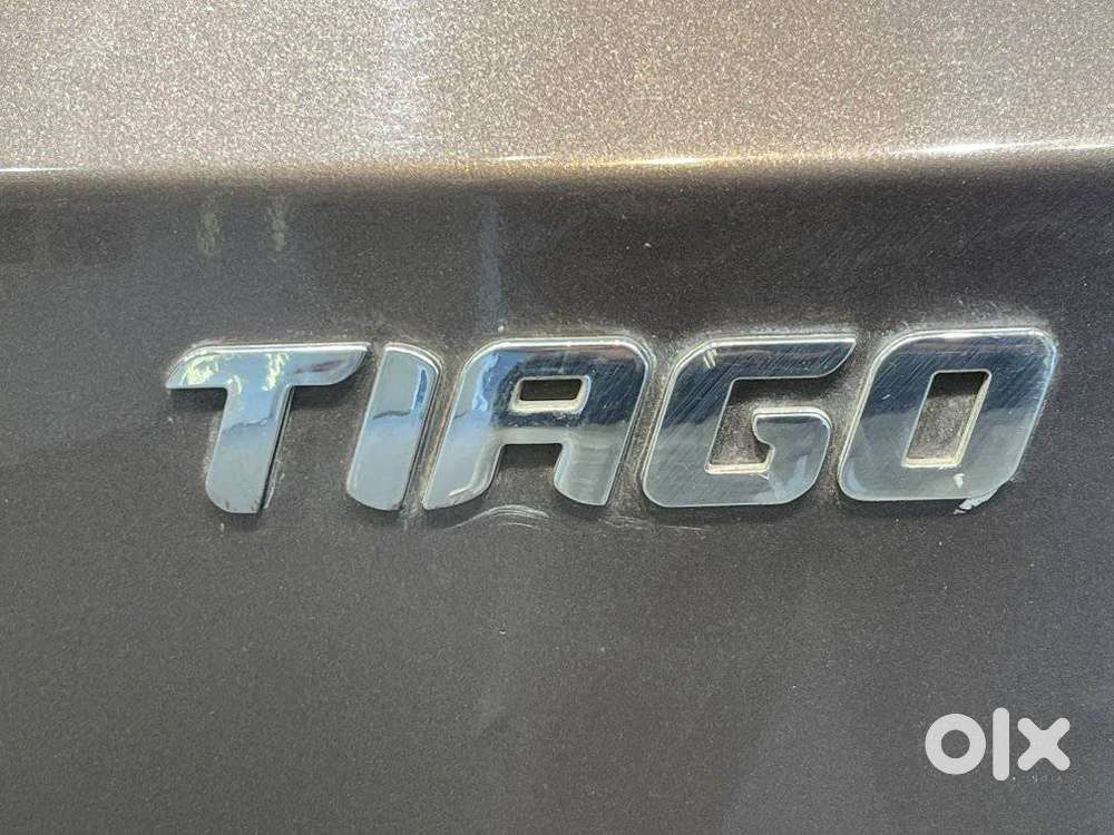Tata Tiago 1.2 Revotron Xza, 2017, Petrol