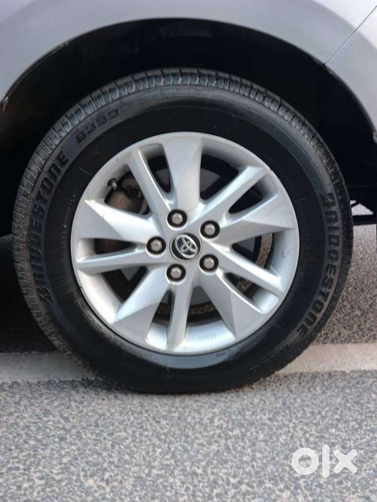 Toyota Innova Crysta 2.4 G Mt 7 Str, 2018, Diesel