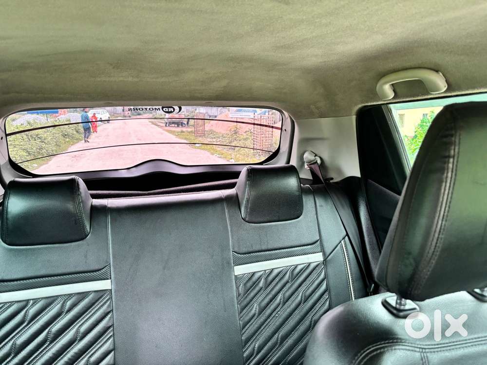 Maruti Suzuki Swift Vxi Optional, 2019, Petrol