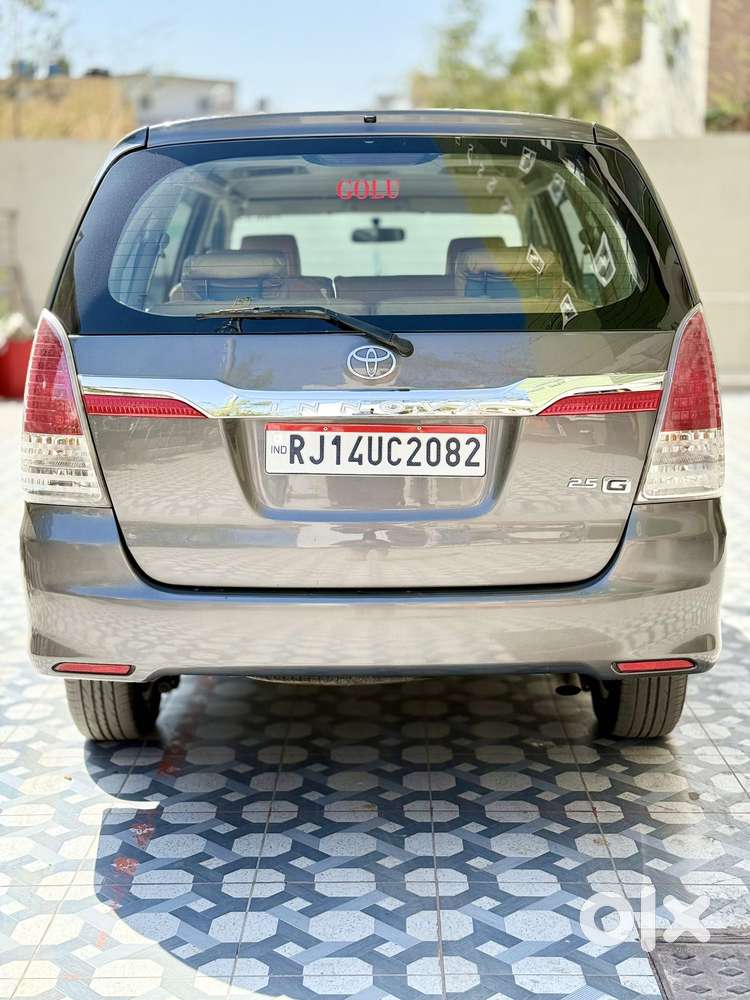 Toyota Innova 2.5 G (diesel) 8 Seater, 2012, Diesel