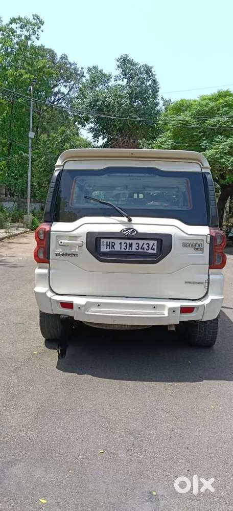 Mahindra Scorpio S10, 2017, Diesel