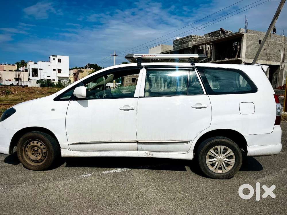 Toyota Innova 2011 Diesel Well Maintained
