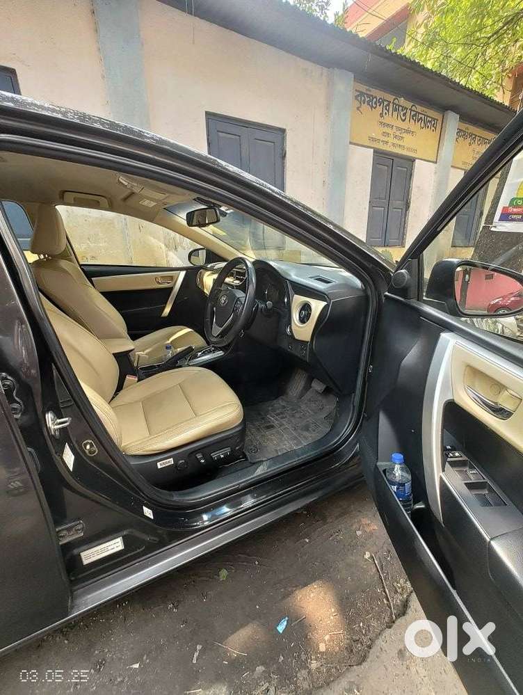 Toyota Corolla Altis Vl, 2017, Petrol
