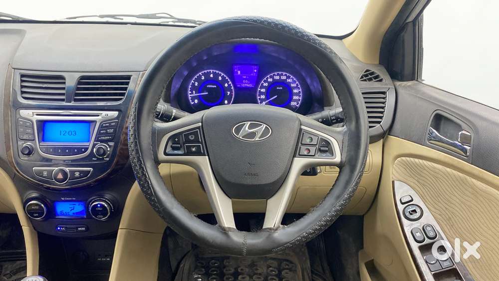 Hyundai Verna Fluidic 1.6 Vtvt Sx, 2013, Petrol