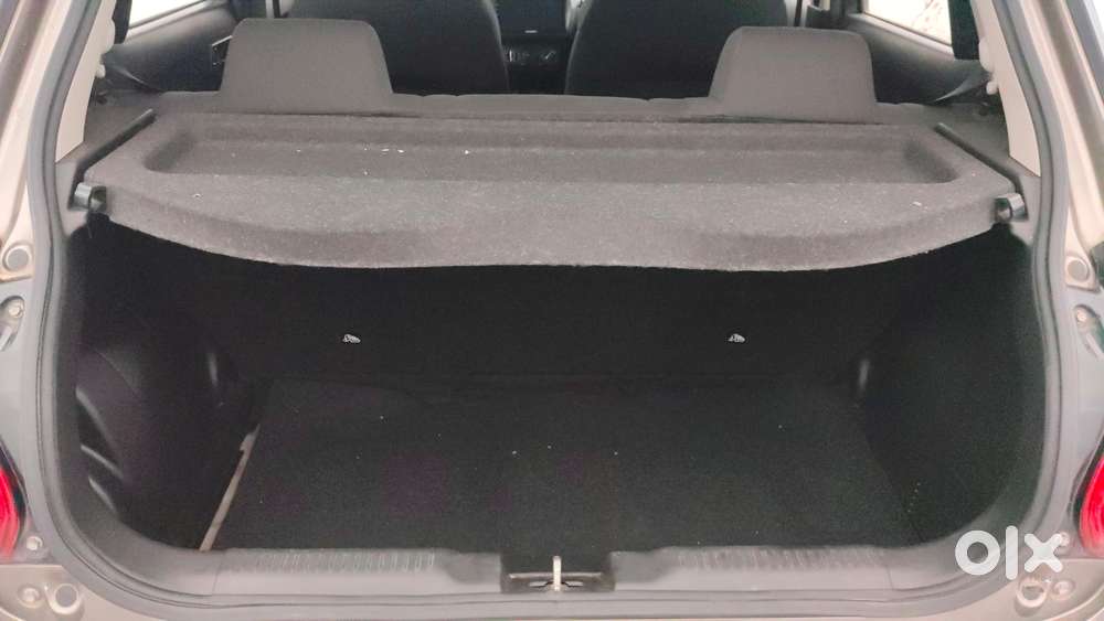 Maruti Suzuki Swift Amt Vxi, 2020, Petrol