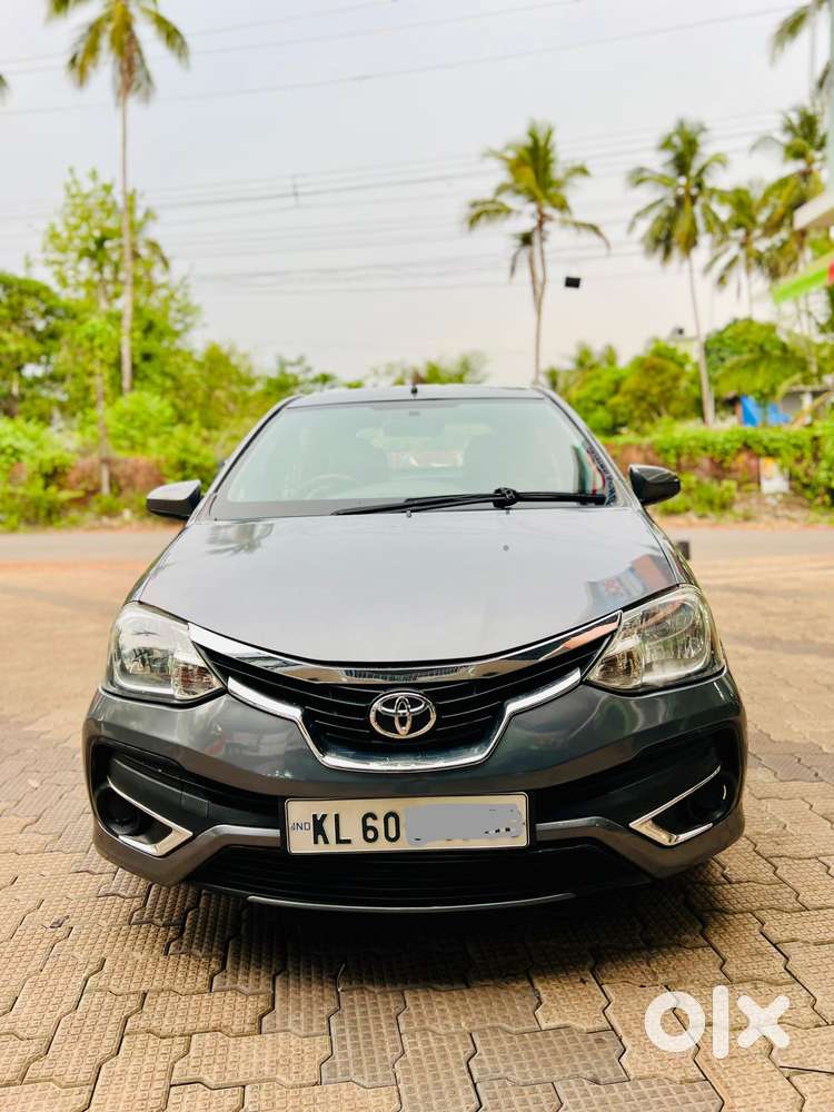 Toyota Etios Liva 2014-2016 V, 2016, Petrol