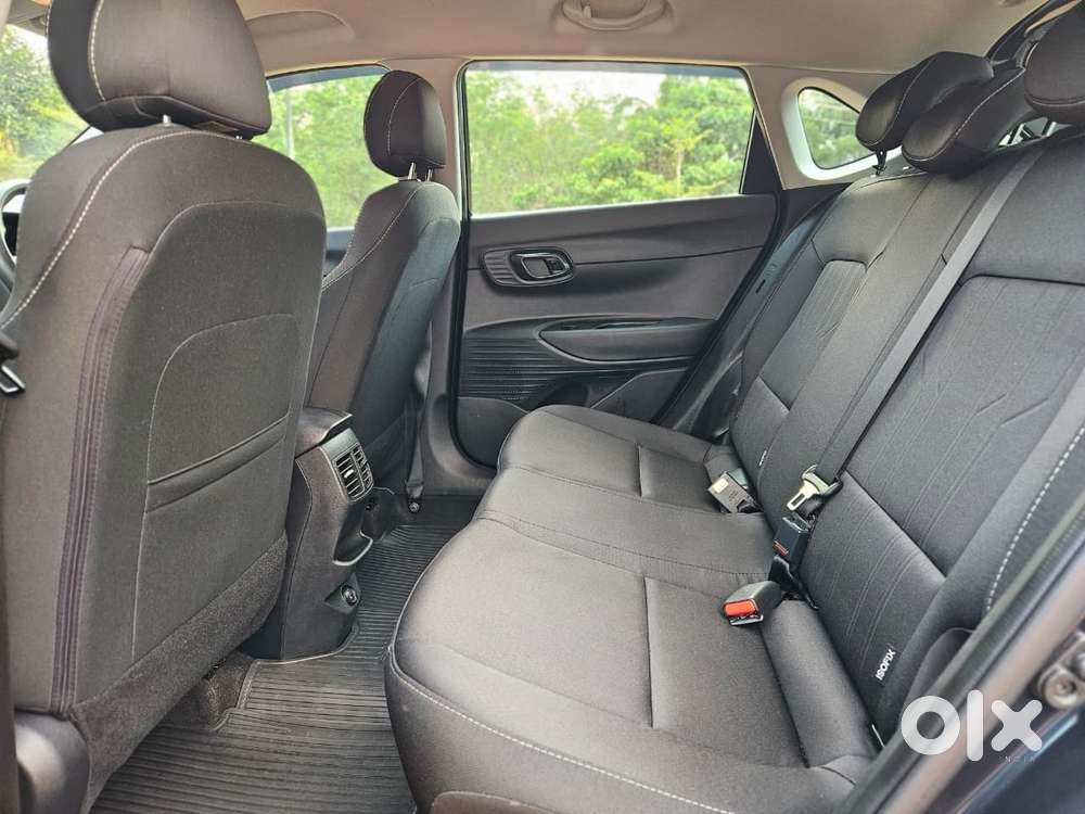 Hyundai I20 Sportz 1.2 Ivt, 2023, Petrol