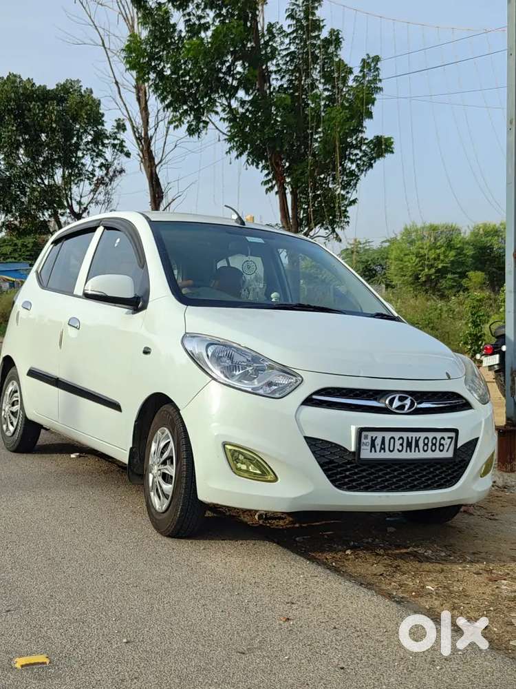 Hyundai I10 Sportz Petrol 2011