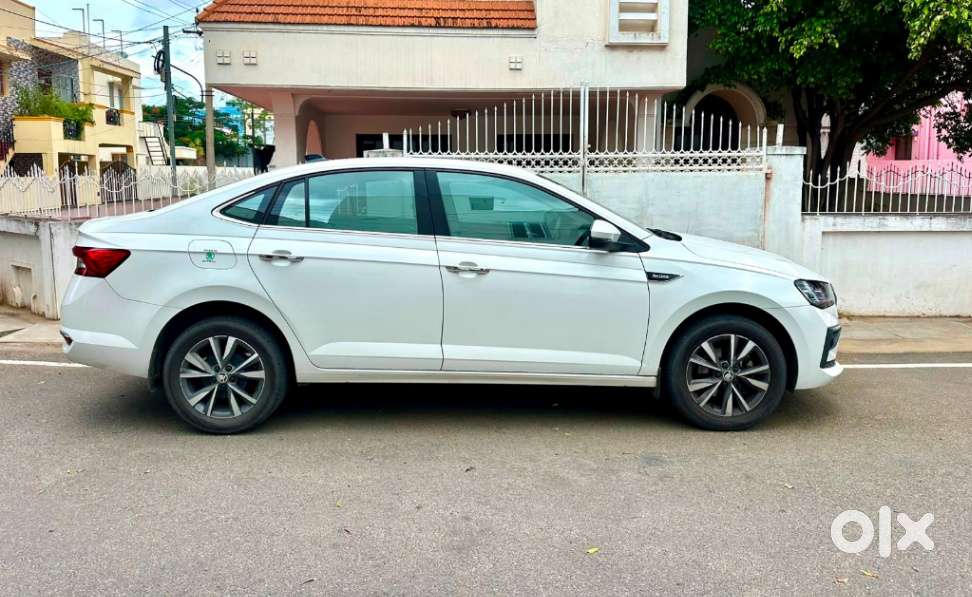 Skoda Slavia Style 1.0l Tsi Mt, 2022, Petrol