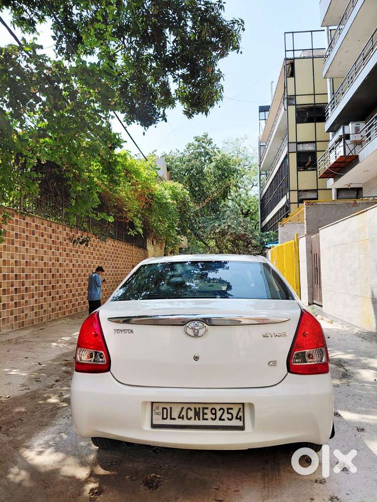 Toyota Etios 2010-2012 G, 2011, Petrol