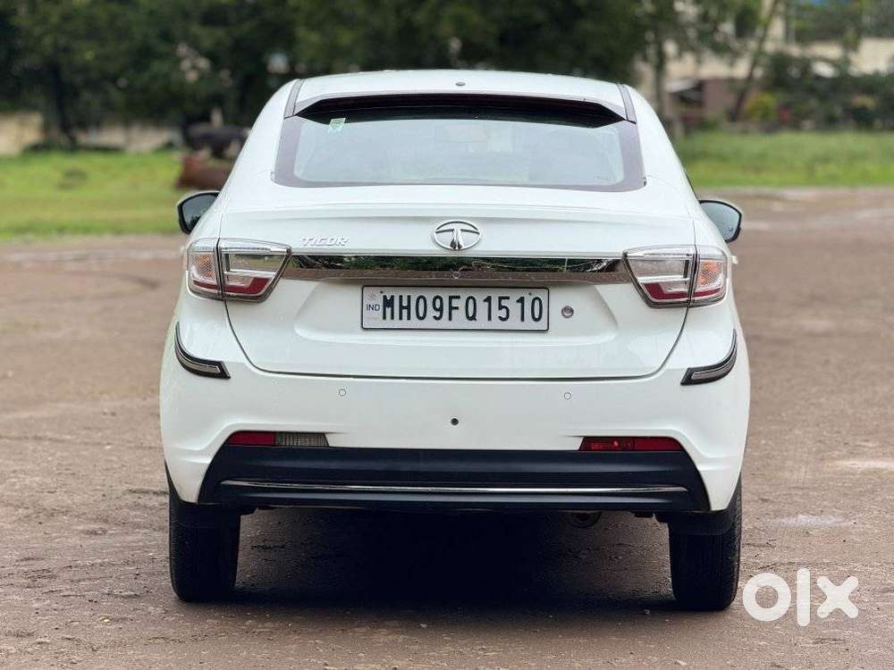 Tata Tigor Xe, 2020, Petrol