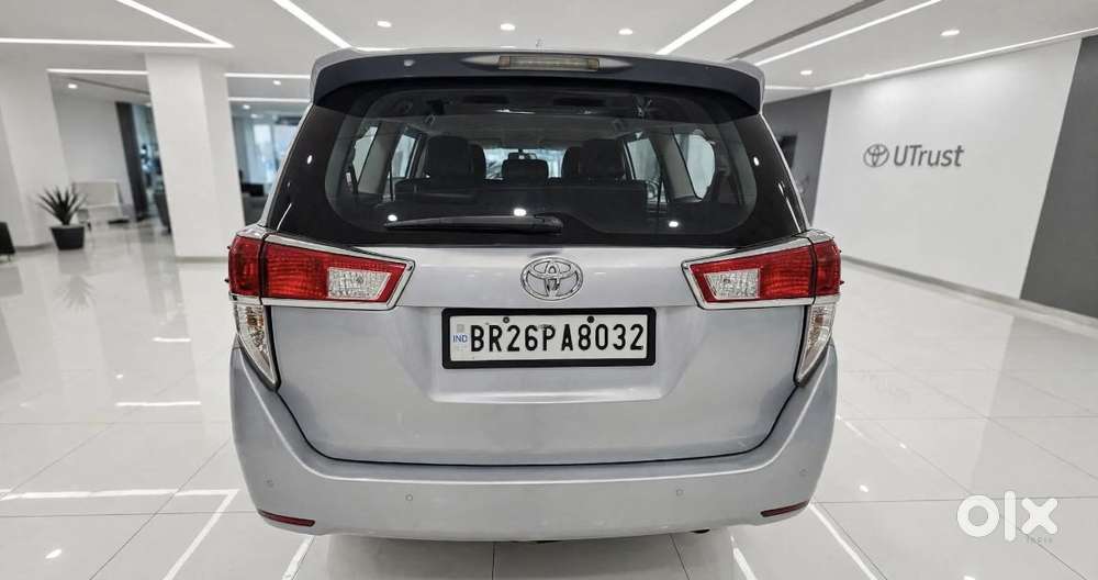 Toyota Innova Crysta 2.4 G Plus Mt 8 Str, 2022, Diesel