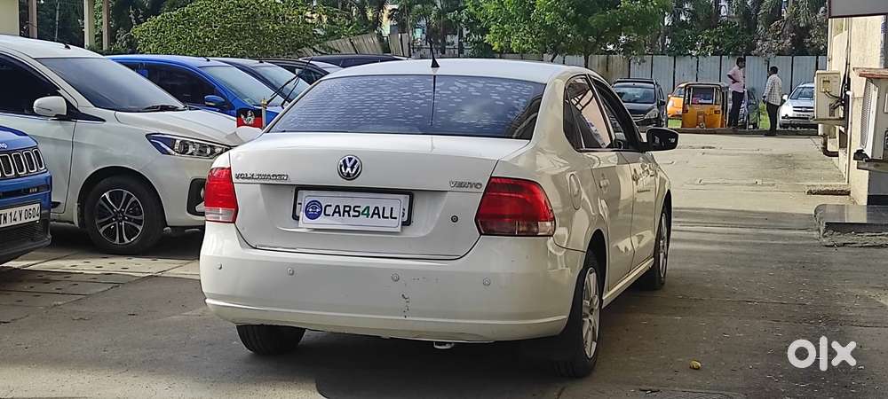 Volkswagen Vento Petrol Highline, 2011, Petrol