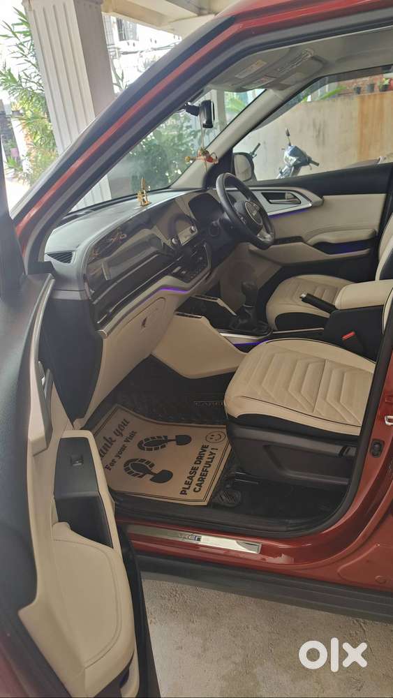 Carens Luxury Plus 7 Seater Imt