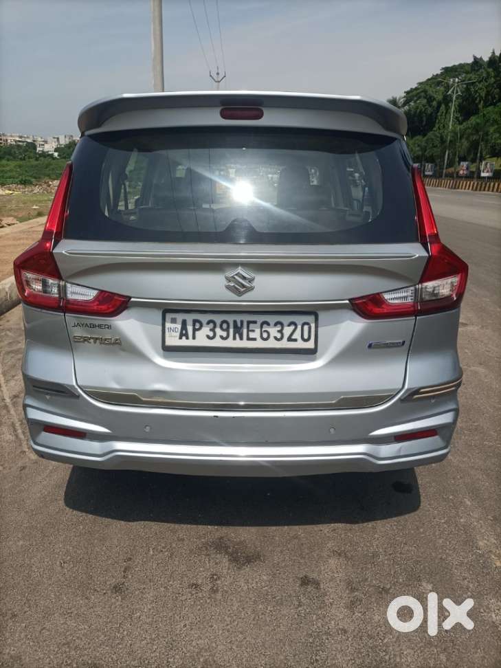 Maruti Suzuki Ertiga Vxi Shvs, 2022, Petrol