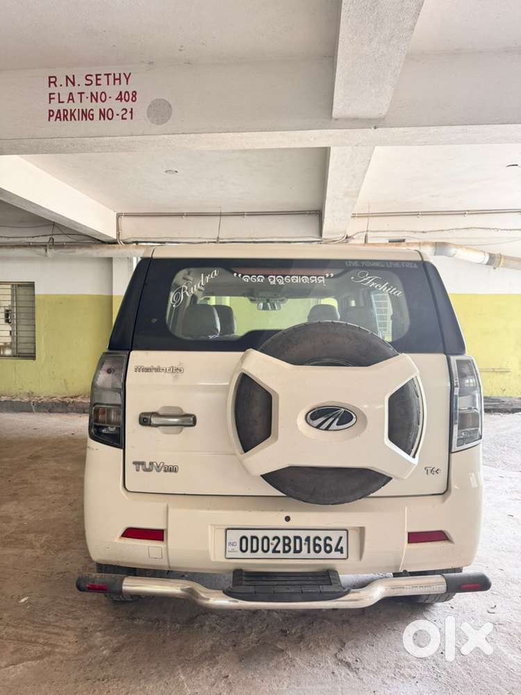Mahindra Tuv 300 Plus 2019