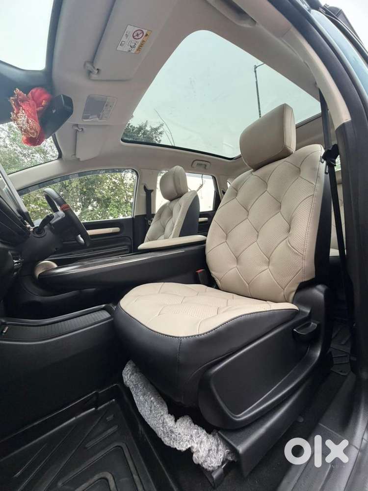 Mg Windsor Ev Essence, 2025, Electric