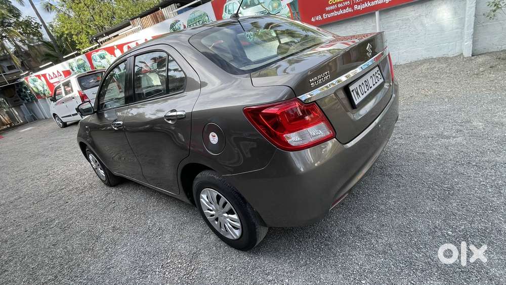 Maruti Suzuki Swift Dzire 1.2 Vxi Bsiv, 2018, Petrol