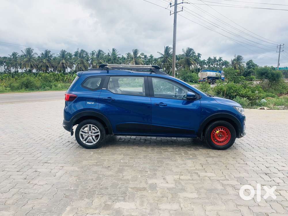 Renault Triber Rxz, 2021, Petrol