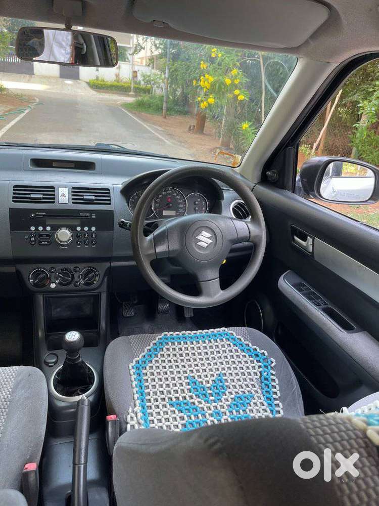 Maruti Suzuki Swift Dzire 1.3 Vxi, 2011, Petrol
