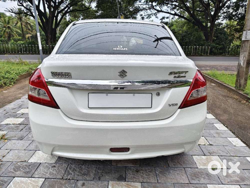 Maruti Suzuki Swift Dzire Vdi Bsiv, 2013, Diesel