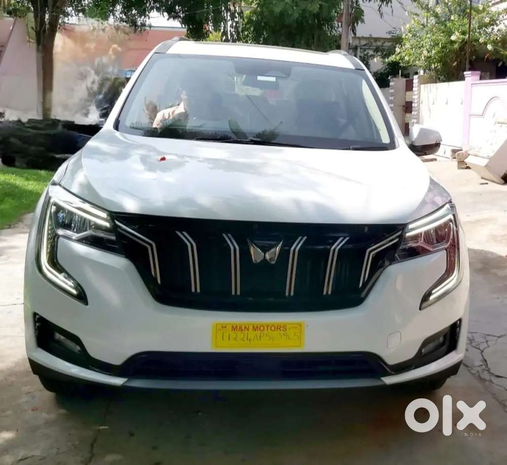 Mahindra Xuv700 Ax7 Mt 2025 Petrol 14800 Km Driven