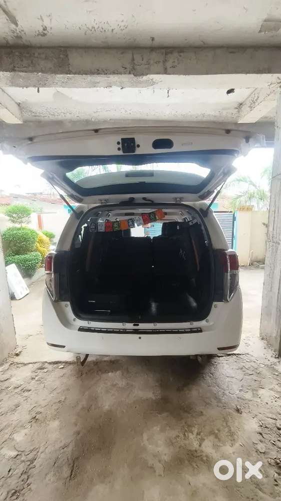 Toyota Innova Crysta 2018 Diesel Well Maintained