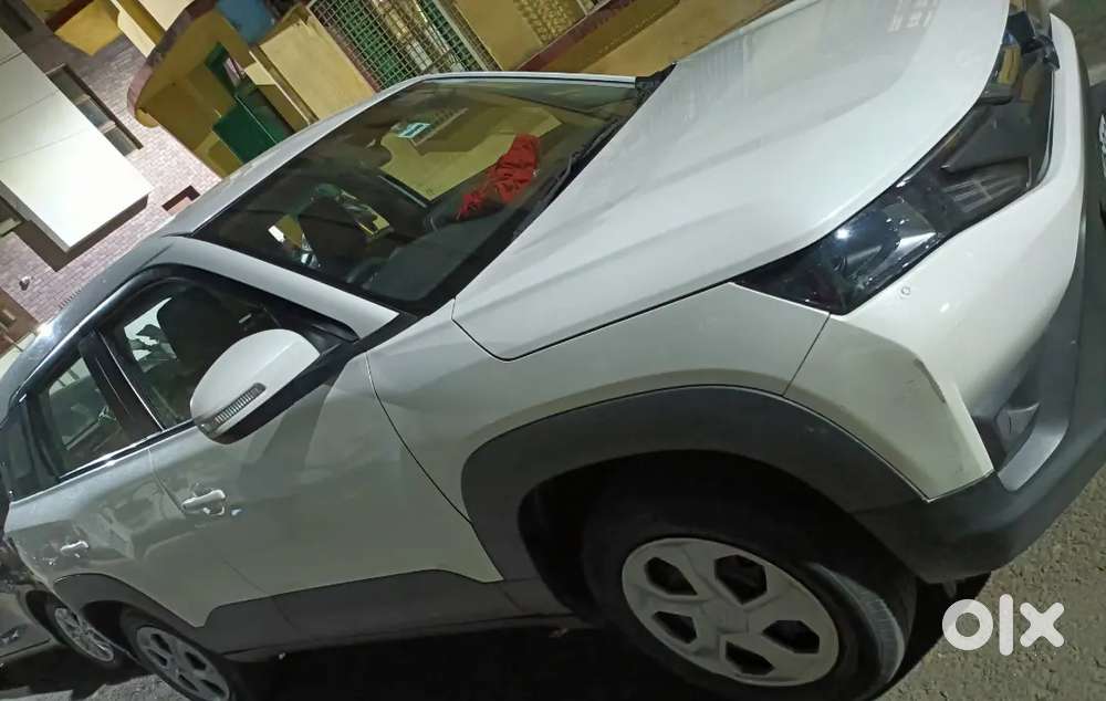 Maruti Suzuki Brezza 2023 Cng & Hybrids 10679 Km Driven