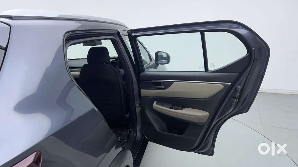 Honda Elevate Vx Mt, 2023, Petrol