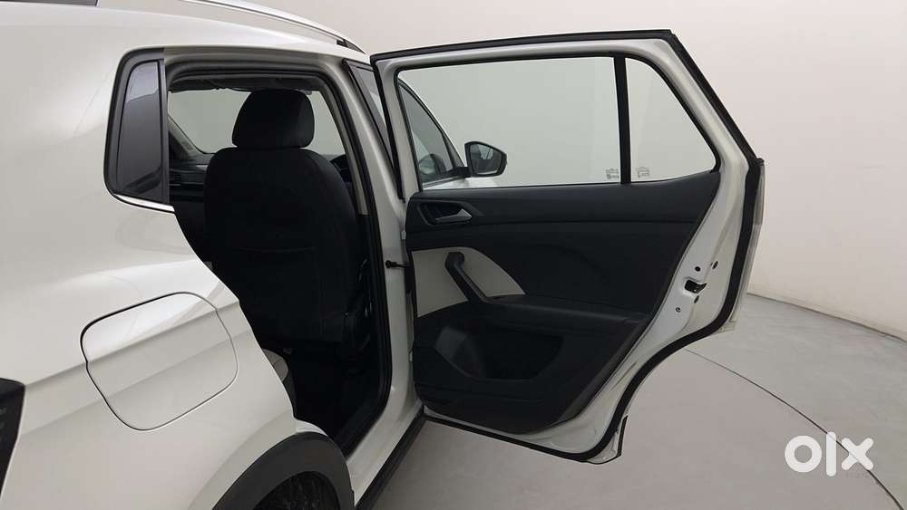 Volkswagen Taigun Topline 1.0 Tsi At (electric Seats), 2021, Petrol