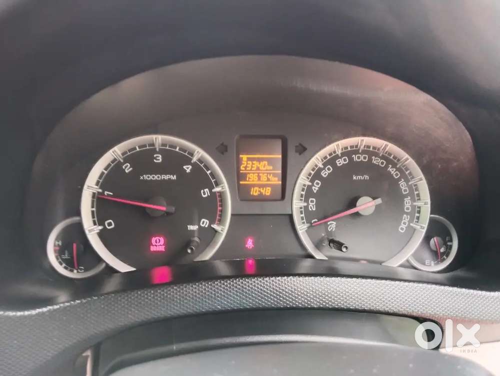 Maruti Suzuki Swift Dzire 2012