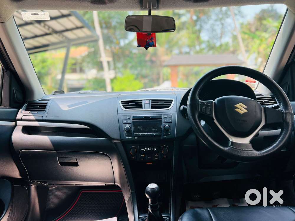 Maruti Suzuki Swift Vvt Zxi, 2014, Petrol