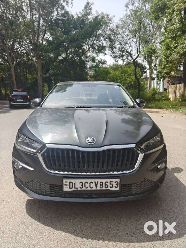 Skoda Slavia 1.0 Ambition Tsi At, 2022, Petrol