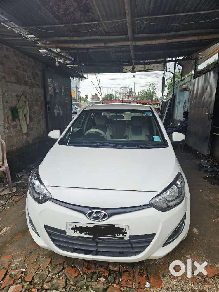 Hyundai New I20 2012 Petrol 65930 Km Driven