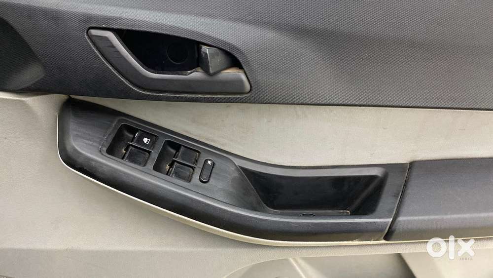 Tata Tiago 1.2 Revotron Xta, 2022, Petrol