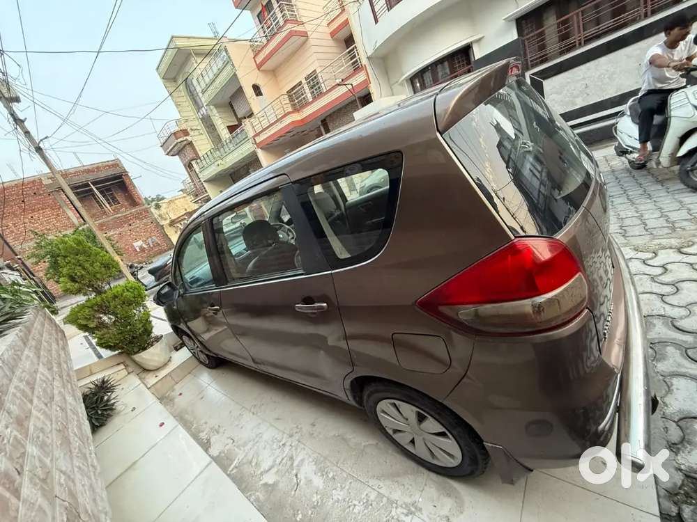 Maruti Suzuki Ertiga 2015 Petrol 60000 Km Driven