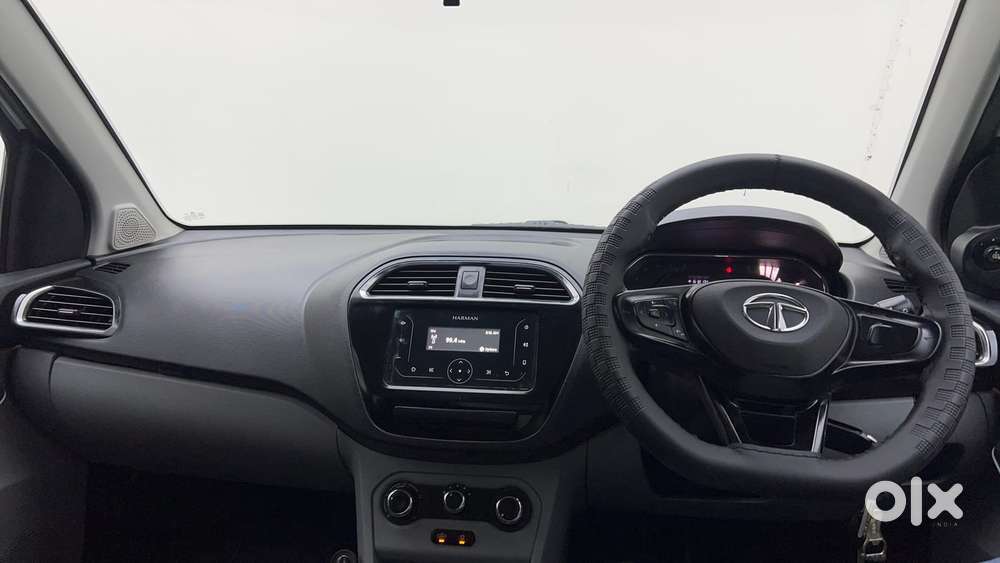 Tata Tiago 1.2 Revotron Xt Option, 2022, Petrol