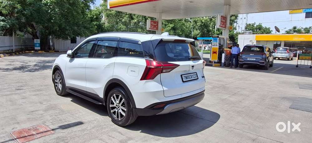 Mahindra Xuv700 2.2 Ax 7 Diesel At Str, 2024, Diesel