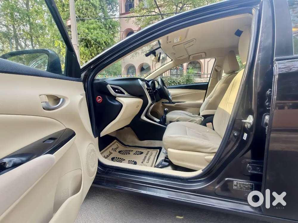 Toyota Yaris V  Top Model 2019