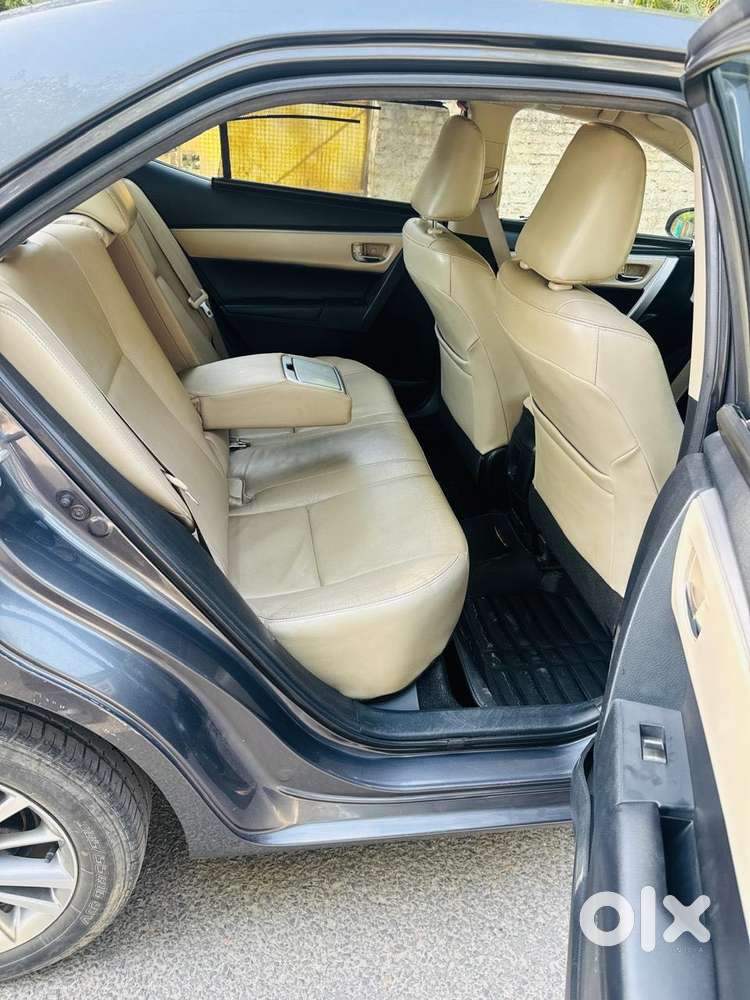 Toyota Corolla Altis Vl At, 2014, Petrol