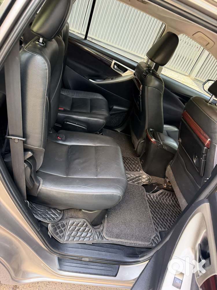 Toyota Innova Crysta 2.4 Z 7 Str, 2016, Diesel