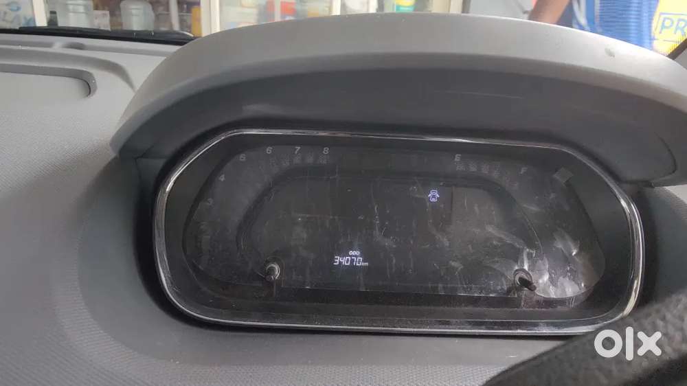 Tata Tigor Xm Petrol Cng Dual Cylinder