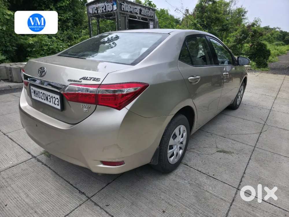 Toyota Corolla Altis [ ] 1.8 J, 2015, Petrol