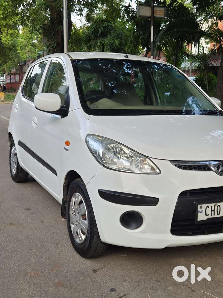 Hyundai I10 Sportz At, 2010, Petrol