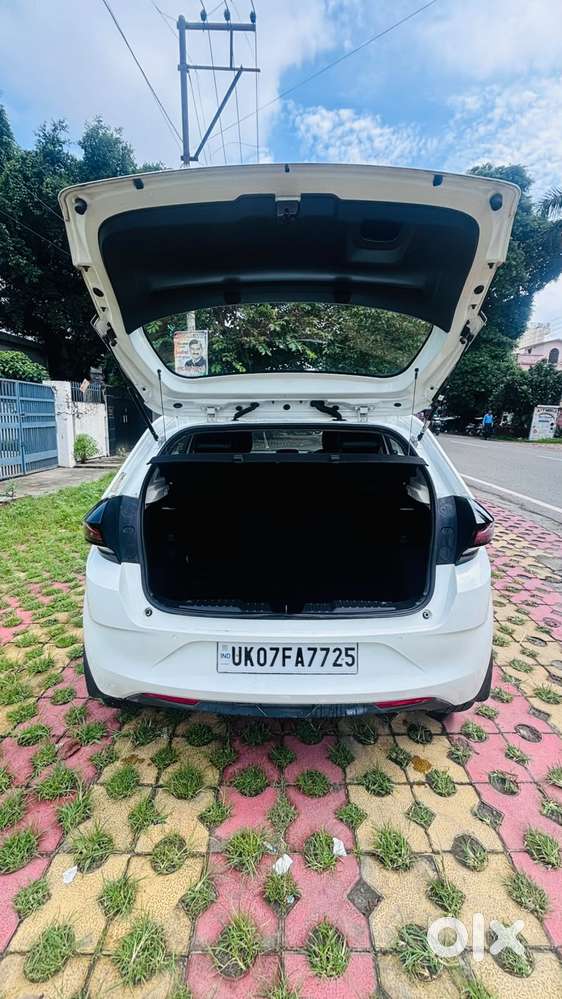 Tata Altroz 1.2 Xz Plus Petrol, 2021, Petrol
